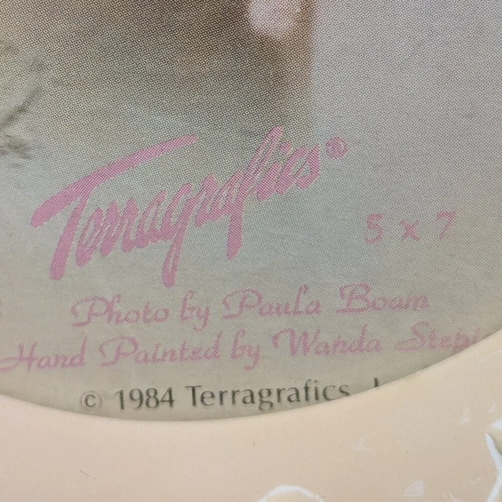 Vintage Oval Ceramic Picture Frame – Peach Floral Bow Accent, 1987 Terragrafics
